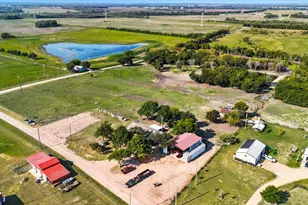 1118 Private Rd 425, Whitewright, TX 75491 - Photo 34