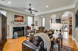 8 Griffith Ct, Terrell, TX 75160 - Photo 4