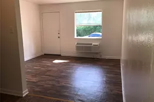 3200 Lake Como Dr, Fort Worth, TX 76107 - Photo 4