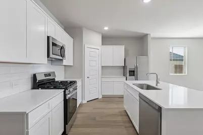 1413 Sugarberry Lane, Alvarado, TX 76009 - Photo 4