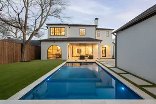 6803 Southridge Dr, Dallas, TX 75214 - Photo 40