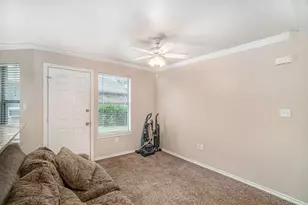 542 Mast Ct, Crowley, TX 76036 - Photo 2