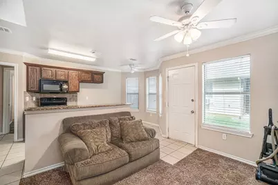 542 Mast Court, Crowley, TX 76036 - Photo 16