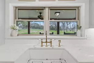 127 Pleasant Valley Ln, Weatherford, TX 76087 - Photo 12