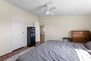 3155 Shady Creek Cir, Red Oak, TX 75154 - Photo 6