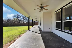 3709 Winding Way, Granbury, TX 76049 - Photo 32