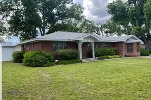 602 West St, Hico, TX 76457 - Photo 18