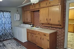 602 West St, Hico, TX 76457 - Photo 22