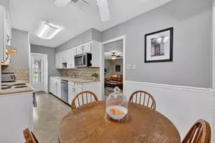 1807 Westcrest Dr, Arlington, TX 76013 - Photo 8