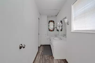 112 Robin Drive, Burleson, TX 76028 - Photo 14