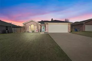 227 Lake Texoma Dr, Wylie, TX 75098 - Photo 1