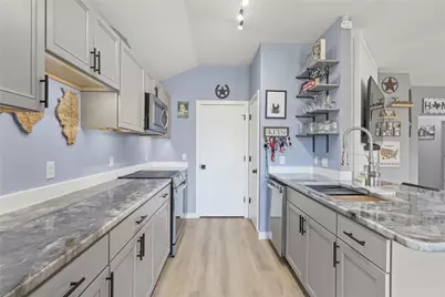 227 Lake Texoma Drive, Wylie, TX 75098 - Photo 10