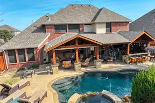 221 Chapel Hill Dr, Prosper, TX 75078 - Photo 2