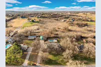 2004 Valley Drive, Crowley, TX 76036 - Photo 38