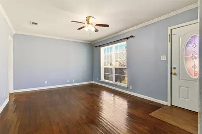 1809 Maple Street, Grand Prairie, TX 75050 - Photo 4