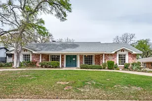 5001 Boulder Lake Rd, Fort Worth, TX 76103 - Photo 1