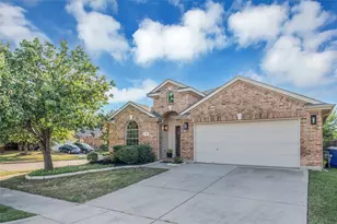 308 Cadbury Dr, Euless, TX 76040 - Photo 2