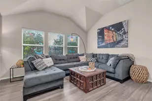 308 Cadbury Dr, Euless, TX 76040 - Photo 12