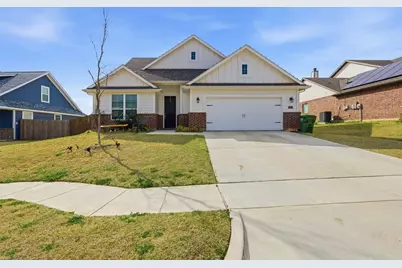 801 Taliaferro Trail, Springtown, TX 76082 - Photo 1