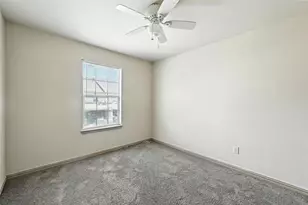 2353 Homewood Ln, Grand Prairie, TX 75050 - Photo 10