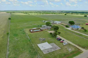 430 Carter Rd, Italy, TX 76651 - Photo 2