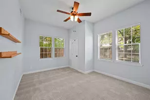 420 E 9th St, Dallas, TX 75203 - Photo 16