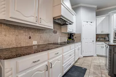 2020 S Bridgefarmer Road, Lowry Crossing, TX 75069 - Photo 10