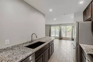 1624 Choteau Cir, Grapevine, TX 76051 - Photo 12