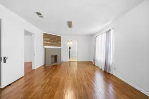 501 N Pleasant St, Hillsboro, TX 76645 - Photo 6