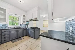 501 N Pleasant St, Hillsboro, TX 76645 - Photo 10