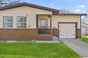 3432 Avenue C, Fort Worth, TX 76105 - Photo 4