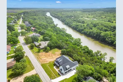 9702 Bellechase Road, Granbury, TX 76049 - Photo 4