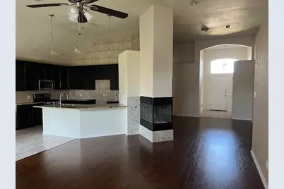 201 Willow Street, Crowley, TX 76036 - Photo 4