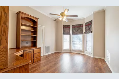 5615 Equestrian Court, Granbury, TX 76049 - Photo 32