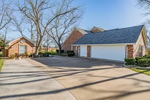 5615 Equestrian Ct, Granbury, TX 76049 - Photo 8