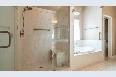 5615 Equestrian Court, Granbury, TX 76049 - Photo 30