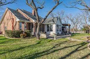 5615 Equestrian Ct, Granbury, TX 76049 - Photo 8