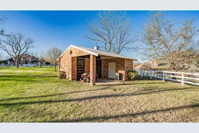 5615 Equestrian Court, Granbury, TX 76049 - Photo 38
