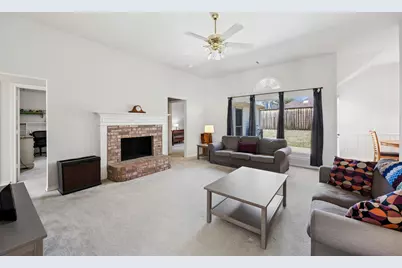 409 Kyle Lane, Lewisville, TX 75067 - Photo 8