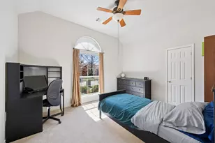 409 Kyle Ln, Lewisville, TX 75067 - Photo 20