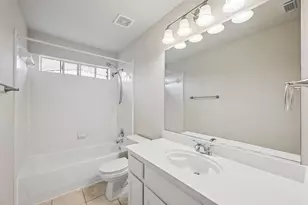 409 Kyle Ln, Lewisville, TX 75067 - Photo 22