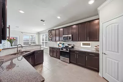 2412 Grant Park Way, Prosper, TX 75078 - Photo 4