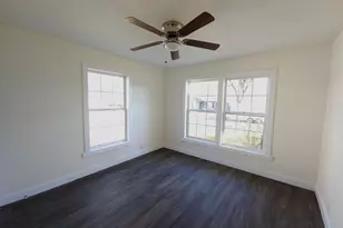 315 W Dexter St, Sherman, TX 75092 - Photo 12