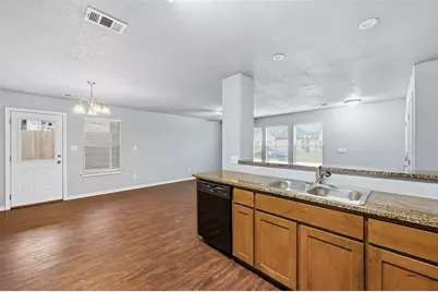 709 W Madison Street, Ennis, TX 75119 - Photo 8