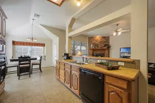 12271 Latigo Dr, Frisco, TX 75035 - Photo 6