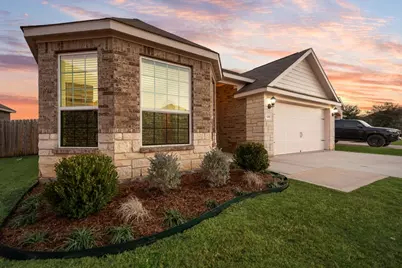 4201 Antioch Street, Crowley, TX 76036 - Photo 4