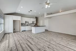 10429 Aransas Dr, Fort Worth, TX 76131 - Photo 4