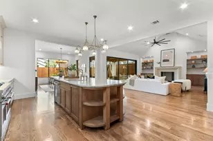 8611 San Fernando Way, Dallas, TX 75218 - Photo 16