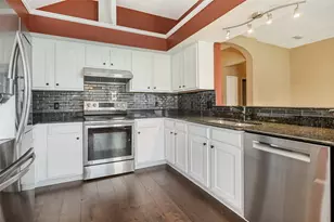 1604 Park Chase Ave, Arlington, TX 76011 - Photo 12