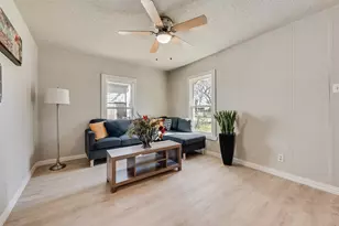 5074 Mayfair St, Fort Worth, TX 76116 - Photo 4